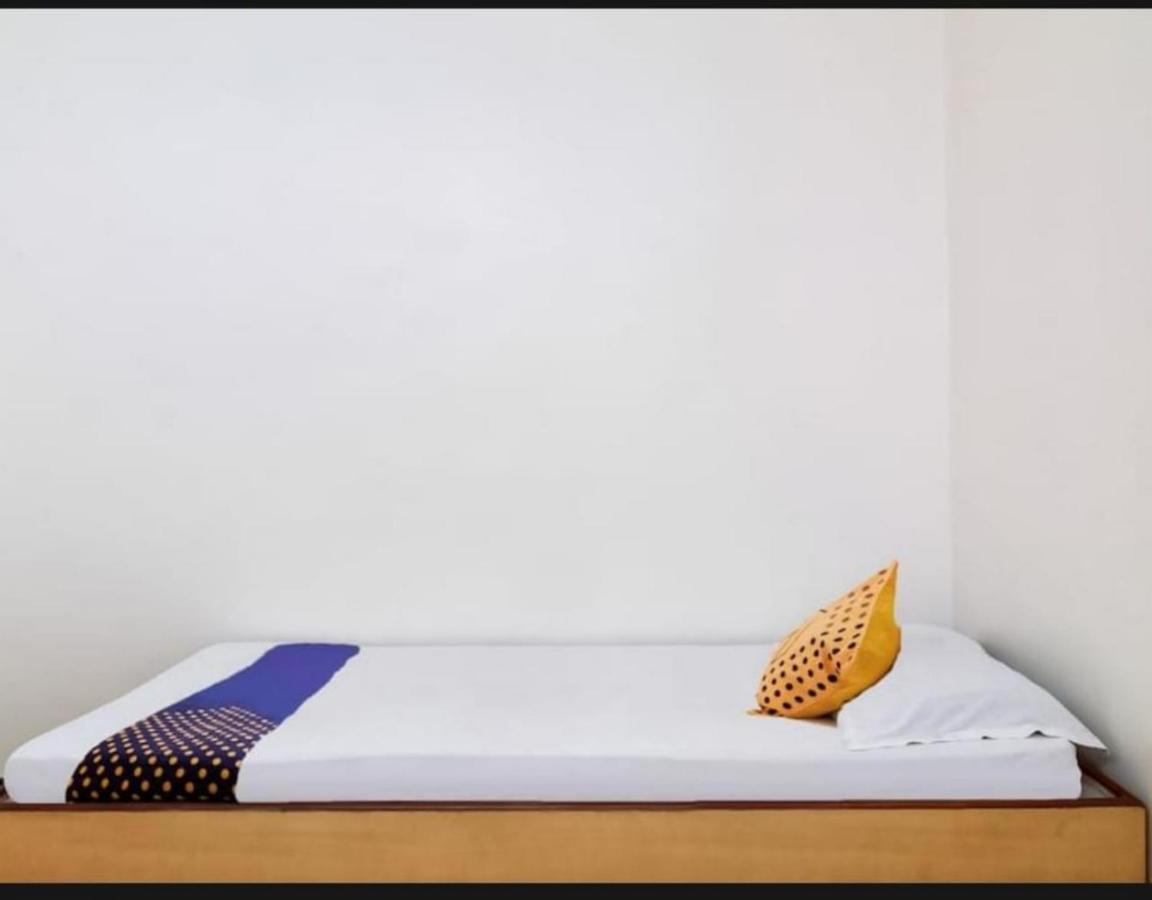 Hotel Rahi Nashik Eksteriør billede