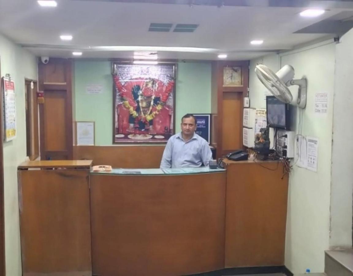 Hotel Rahi Nashik Eksteriør billede