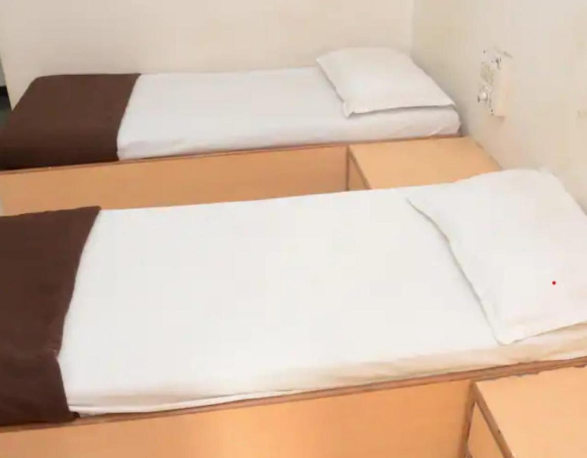 Hotel Rahi Nashik Eksteriør billede