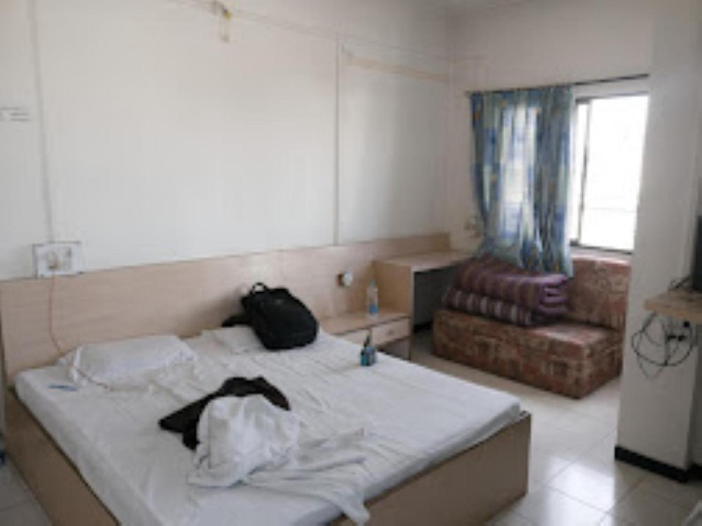 Hotel Rahi Nashik Eksteriør billede